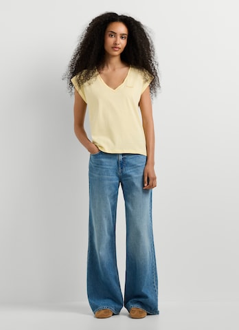 Pepe Jeans Μπλουζάκι σε κίτρινο