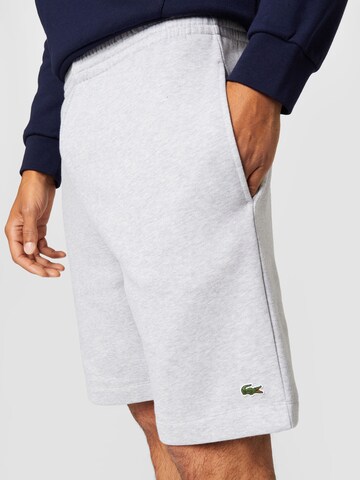 LACOSTE Regular Shorts in Grau