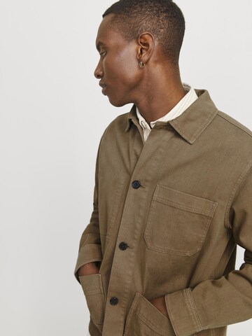 JACK & JONES Comfort fit Button Up Shirt in Brown