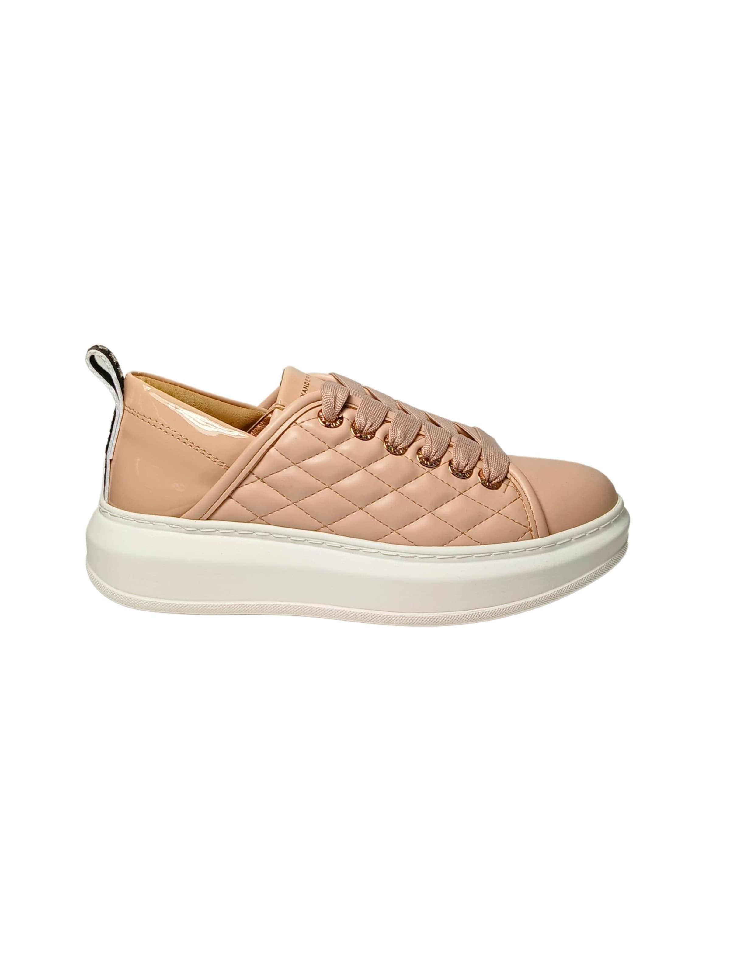 Sneaker bassa di Alexander Smith in beige: frontale