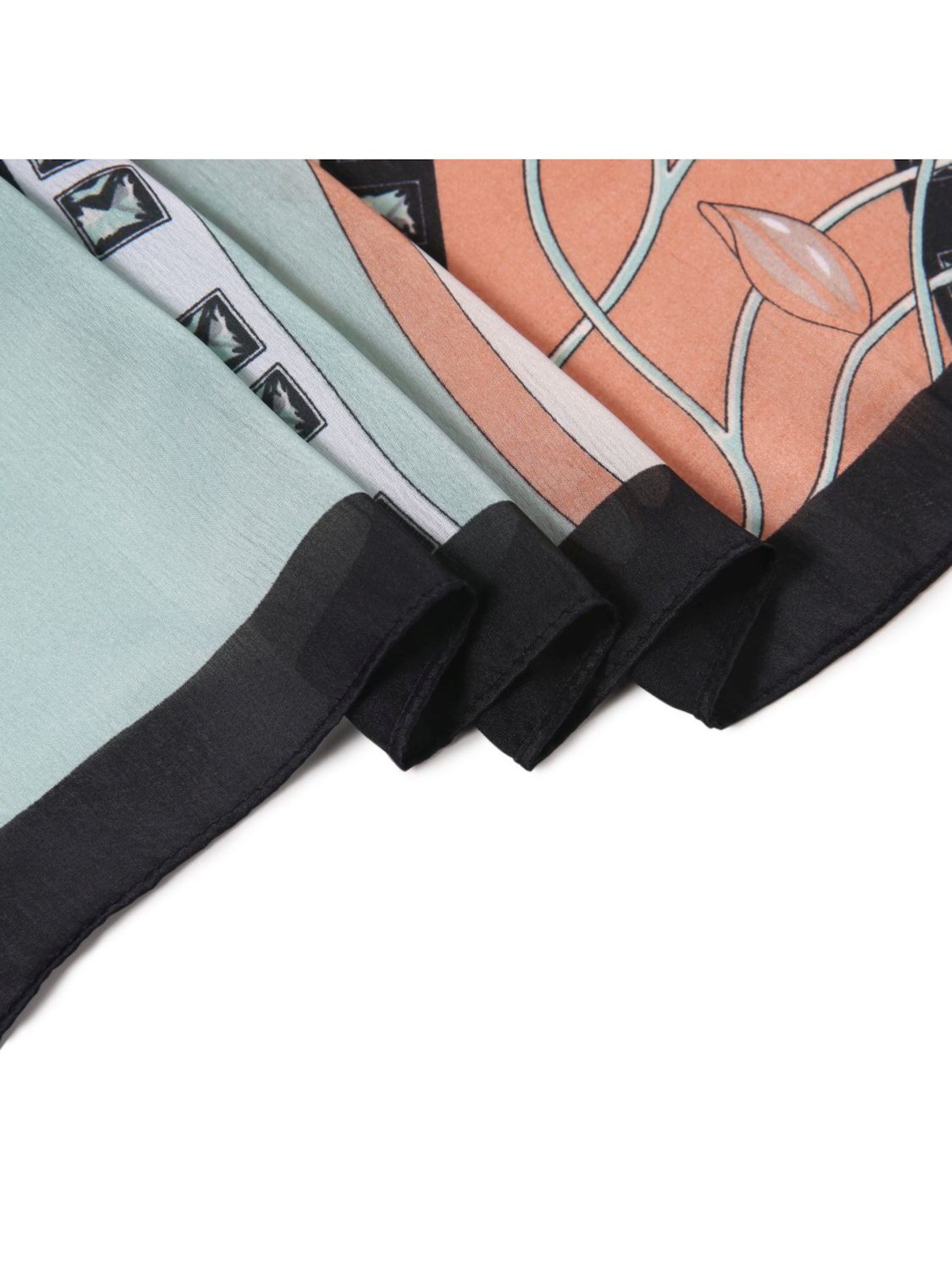 Sciarpa di alberto cabale in nero