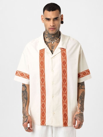 Fit confort Chemise Dandalo en beige : devant