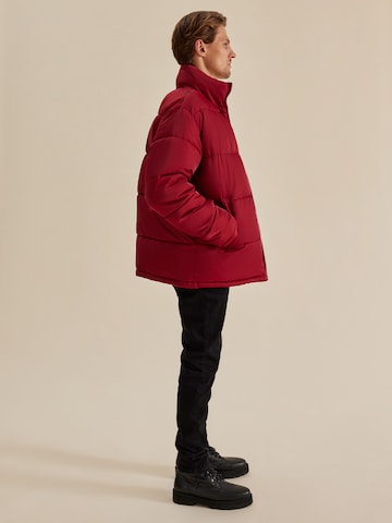 DAN FOX APPARELZimska jakna 'Hanno' - crvena boja