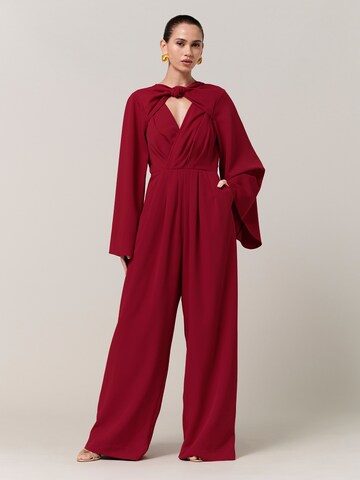 Sável Kezeslábas 'Alexa' - piros: elől