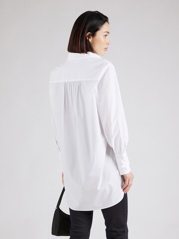 QS - Blusa en blanco