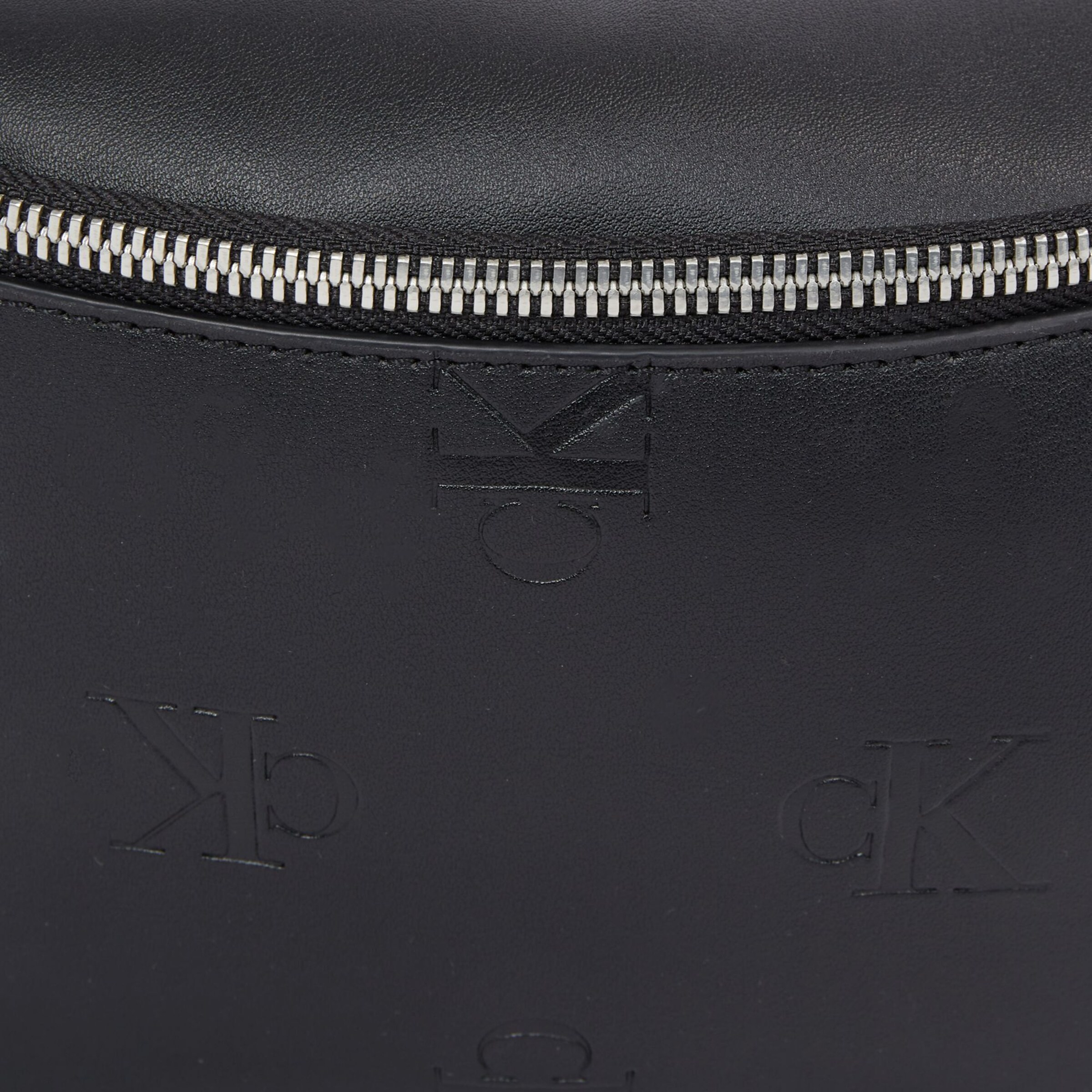 Calvin Klein Fanny Pack in Black