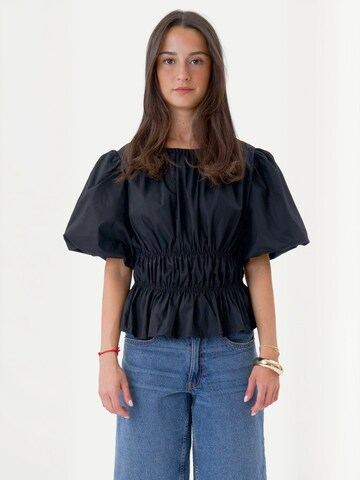 TEESHOPPEN Top ' Valentina ' in Zwart: voorkant