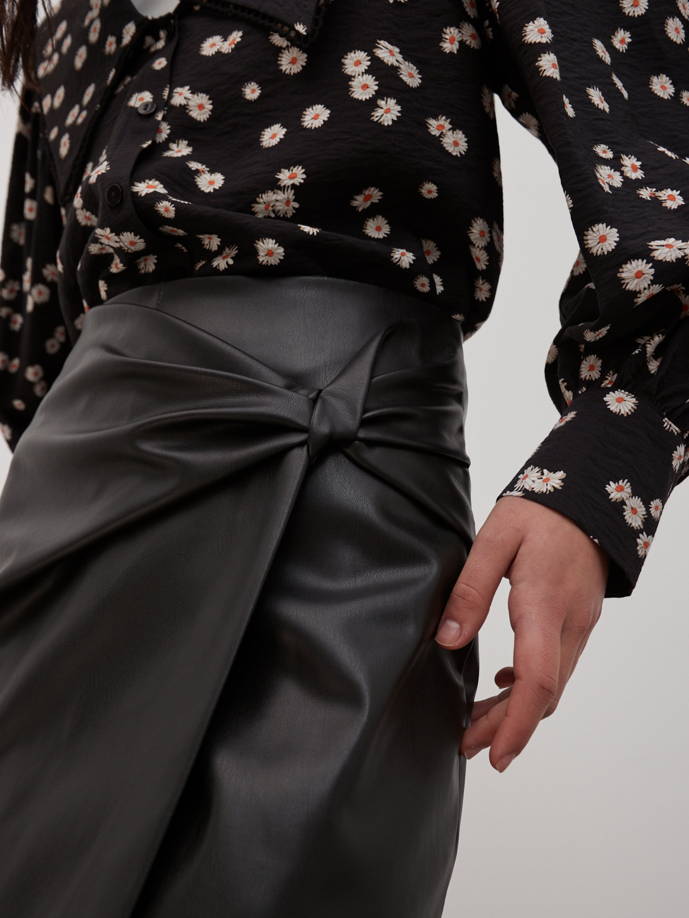 Jupes en simili cuir en ligne sur ABOUT YOU