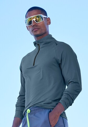 Authentic Le Jogger Funktionstopp i grön: framsida