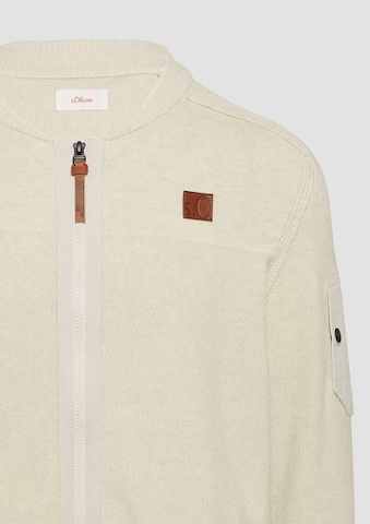 s.Oliver Strickjacke in Beige