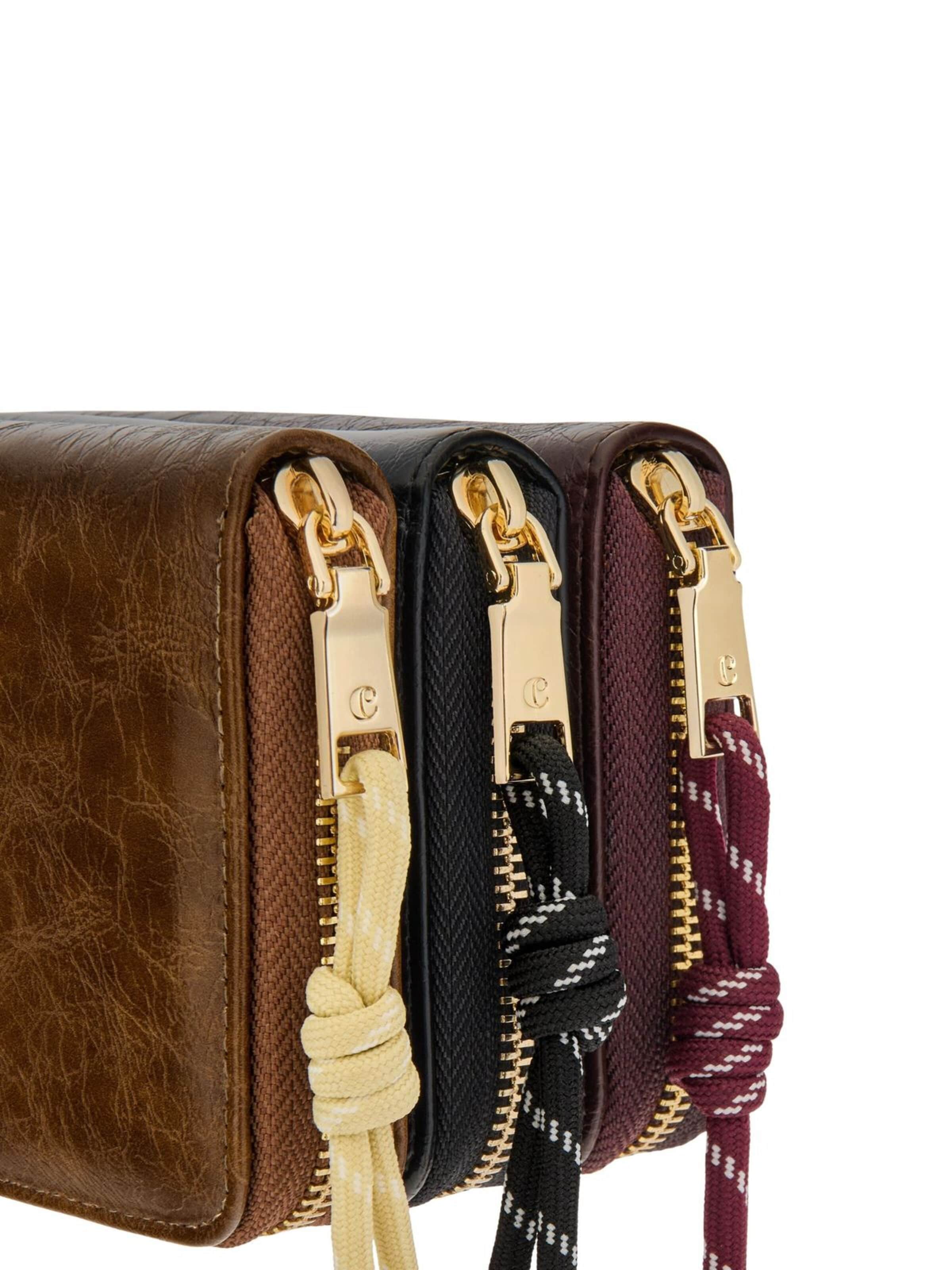 Porte-monnaies 'Travel wallet Philomène' Cacharel en rouge