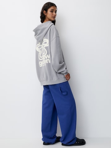 Pull&Bear Sweatshirt in Grau