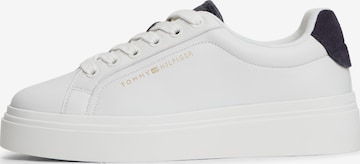 TOMMY HILFIGER Matalavartiset tennarit värissä valkoinen: etupuoli