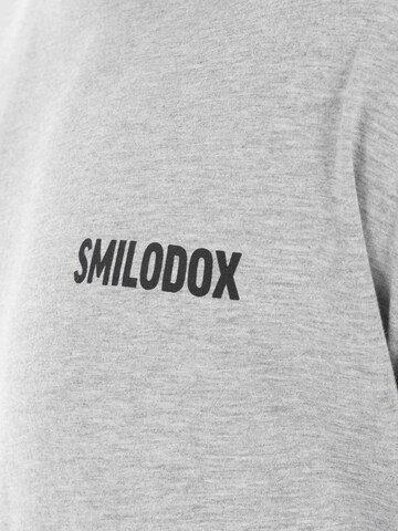 T-Shirt ' Cyris ' Smilodox en gris