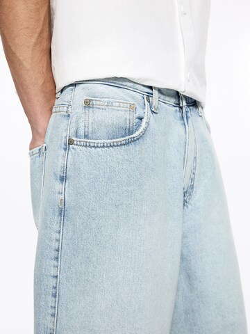 Loosefit Jeans di Pull&Bear in blu