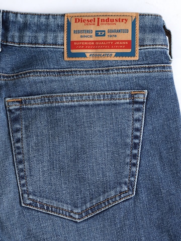 DIESEL - Bootcut Vaquero '1969 D-EBBEY' en azul