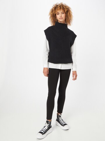 comma casual identity Skinny Leggings in Black