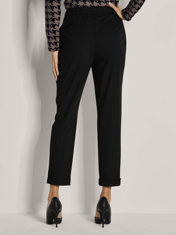 Effilé Pantalon à pince MADELEINE en noir