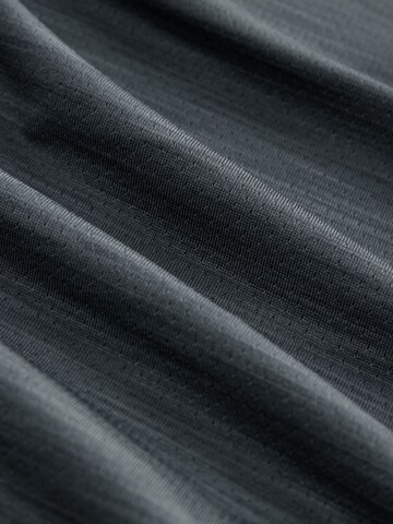 Next Performance shirt in Grey