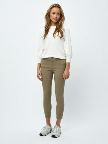 Coupe slim Pantalon 'Carma' minus en gris