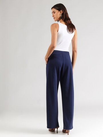 MM by Max Mara Широки крачоли Панталон 'LOVATTA' в синьо