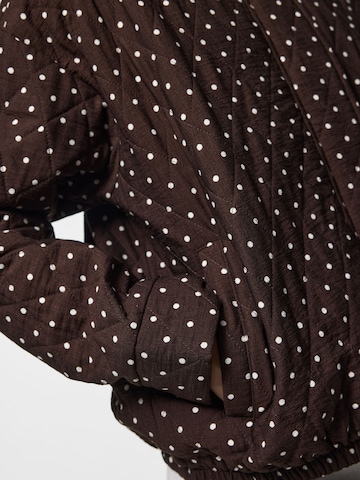 PIECES Between-season jacket 'PCFAmilla' in Brown