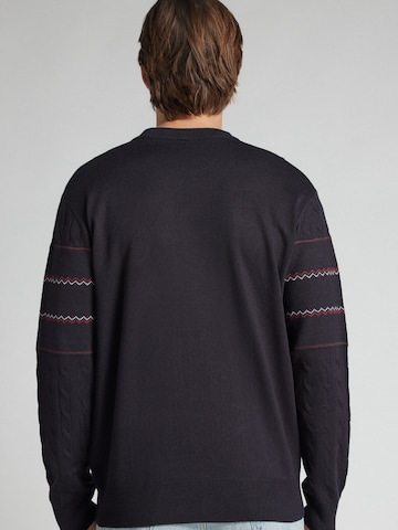 IUMAN Sweater in Blue