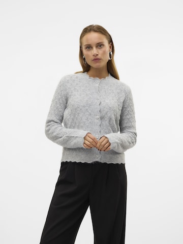 VERO MODA Gebreid vest 'PURDIE ' in Grijs: voorkant