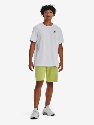 Tricou funcțional de la UNDER ARMOUR pe alb