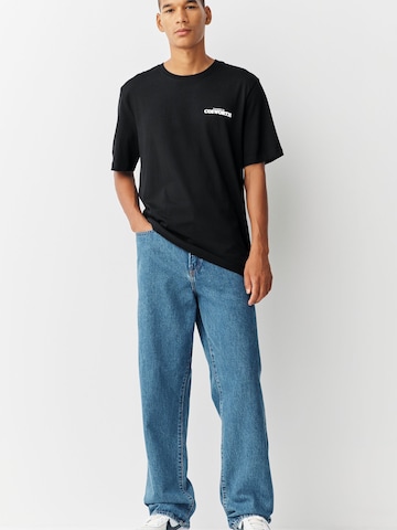 Tricou de la Next pe negru