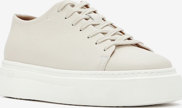 Baskets basses Derimod en blanc : devant