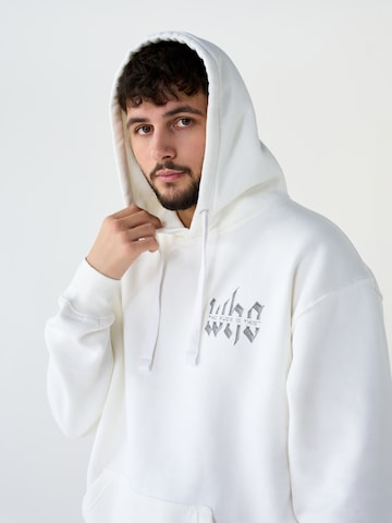 ABOUT YOU x Dardan - Sudadera 'Carlo' en blanco