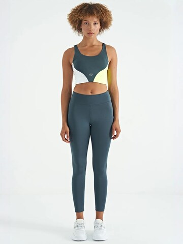 Tommy Life - Top desportivo em verde
