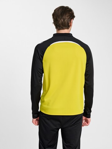T-Shirt fonctionnel Hummel en jaune