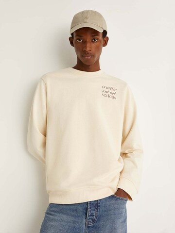 Scalpers Sweatshirt in White: front