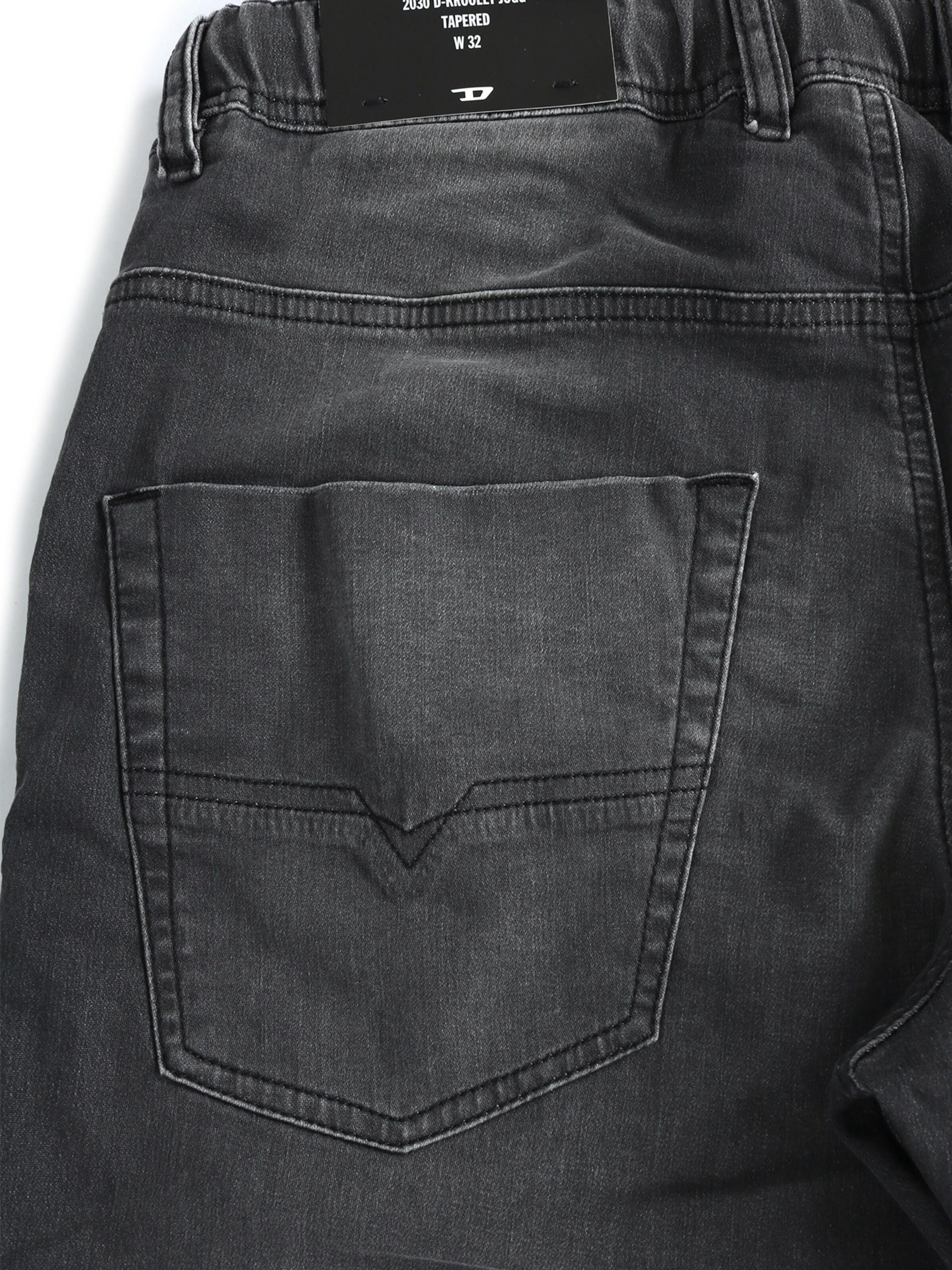 DIESEL Zwężany krój Jeansy '2030 D-KROOLEY JOGGJEANS Superstretch & Supersoft' w kolorze szary
