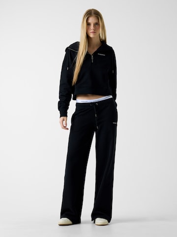 GUESS JEANS Szabványos Nadrág - fekete