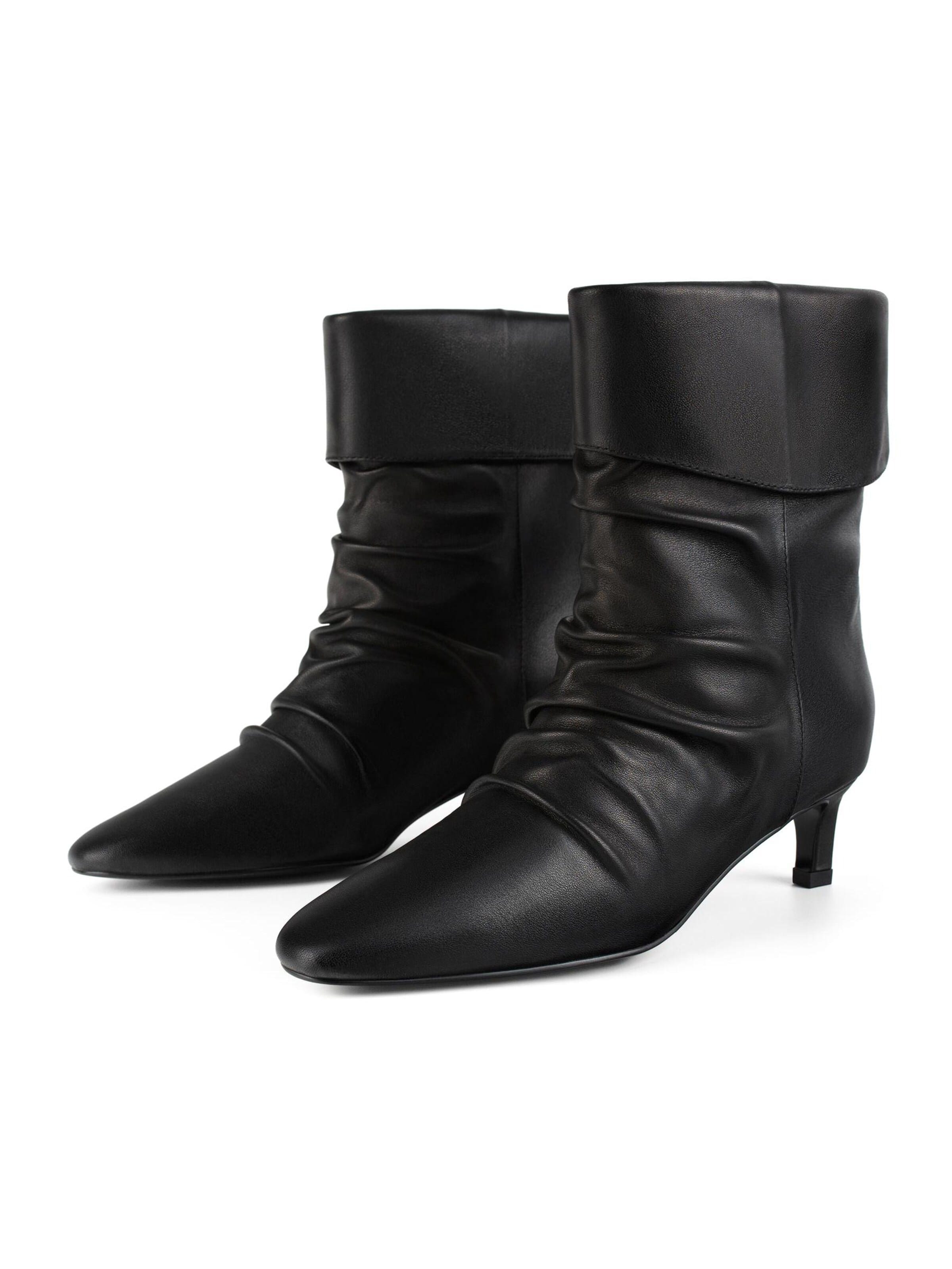 Ankle boots 'DARK SIDE BLOOM' di L37 HANDMADE SHOES in nero: frontale