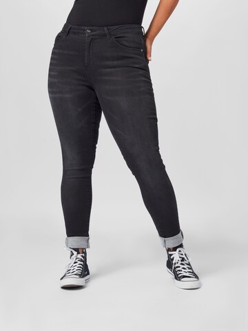 ONLY Carmakoma Skinny Jeans in Zwart: voorkant