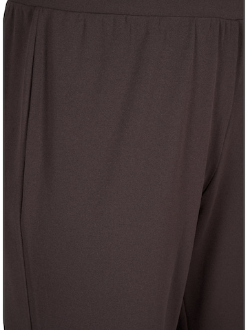 Regular Pantalon 'Flella' Zizzi en marron