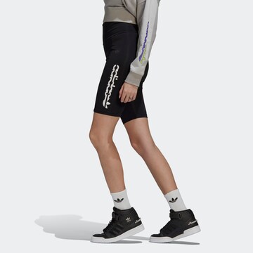 ADIDAS ORIGINALS Skinny Radlerhose in Schwarz
