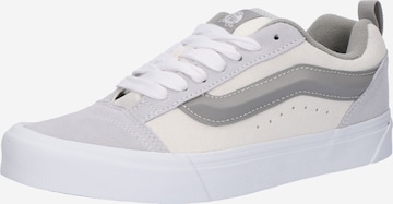 VANS Низкие кроссовки 'Knu Skool' в Серый: спереди