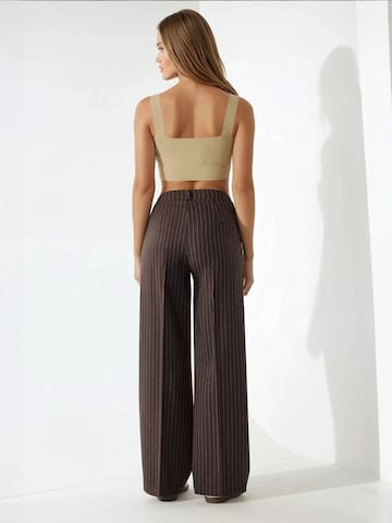 Hiccup Wide Leg Hose in Braun
