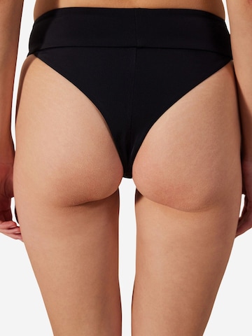 Penti Bikini nadrágok - fekete