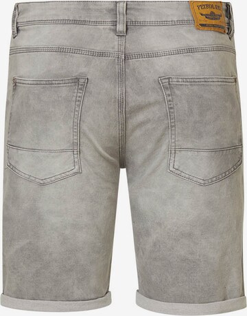 Petrol Industries Slimfit Shorts in Grau