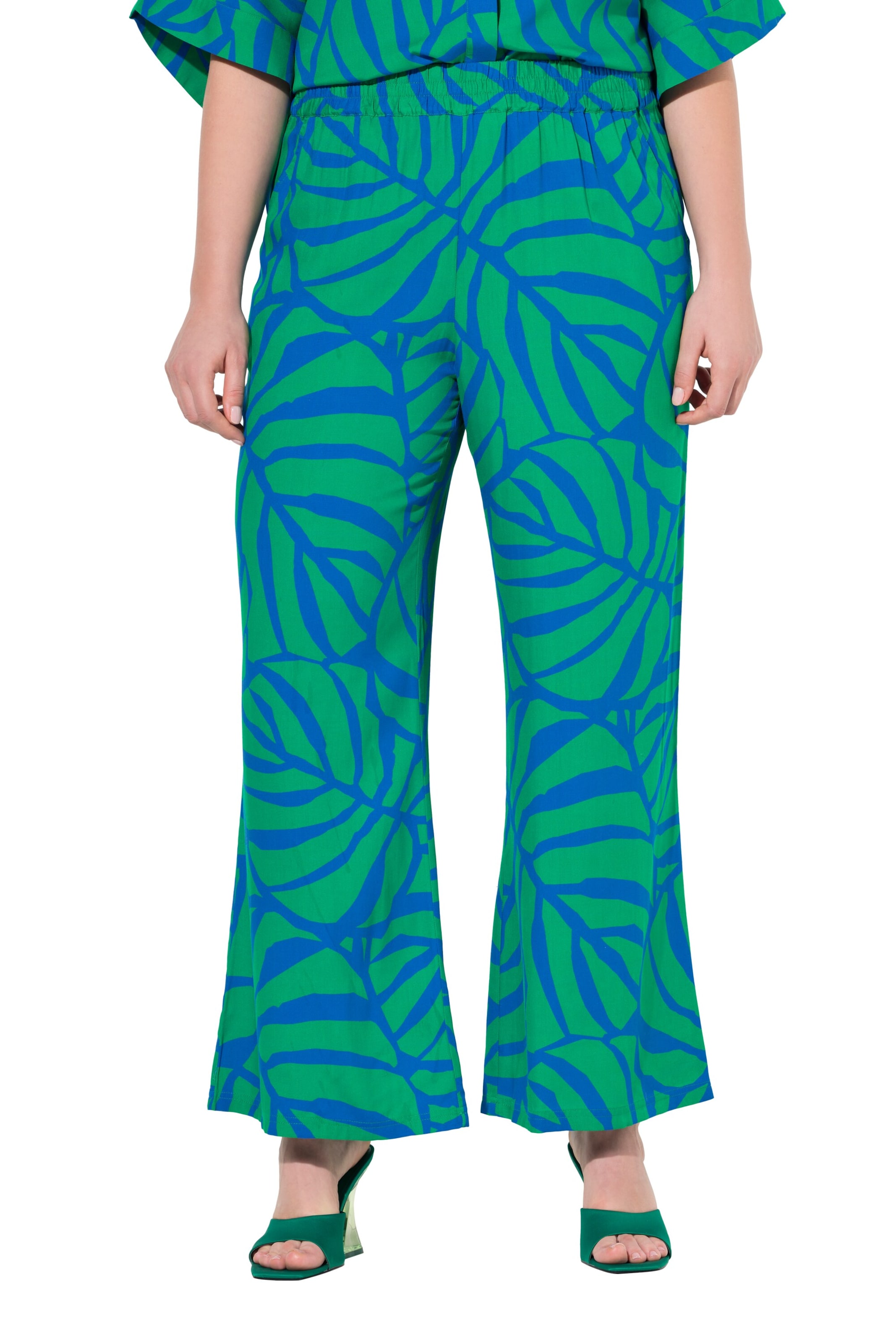 Ulla Popken Regular Broek in Groen: voorkant