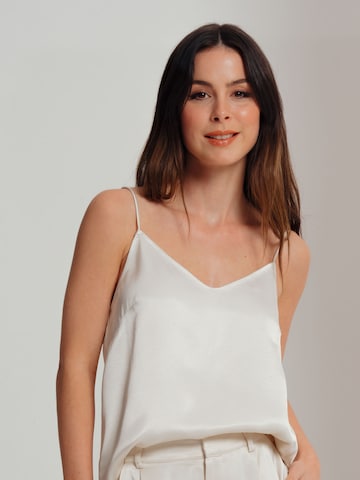 A LOT LESS - Top 'Allie' em branco: frente