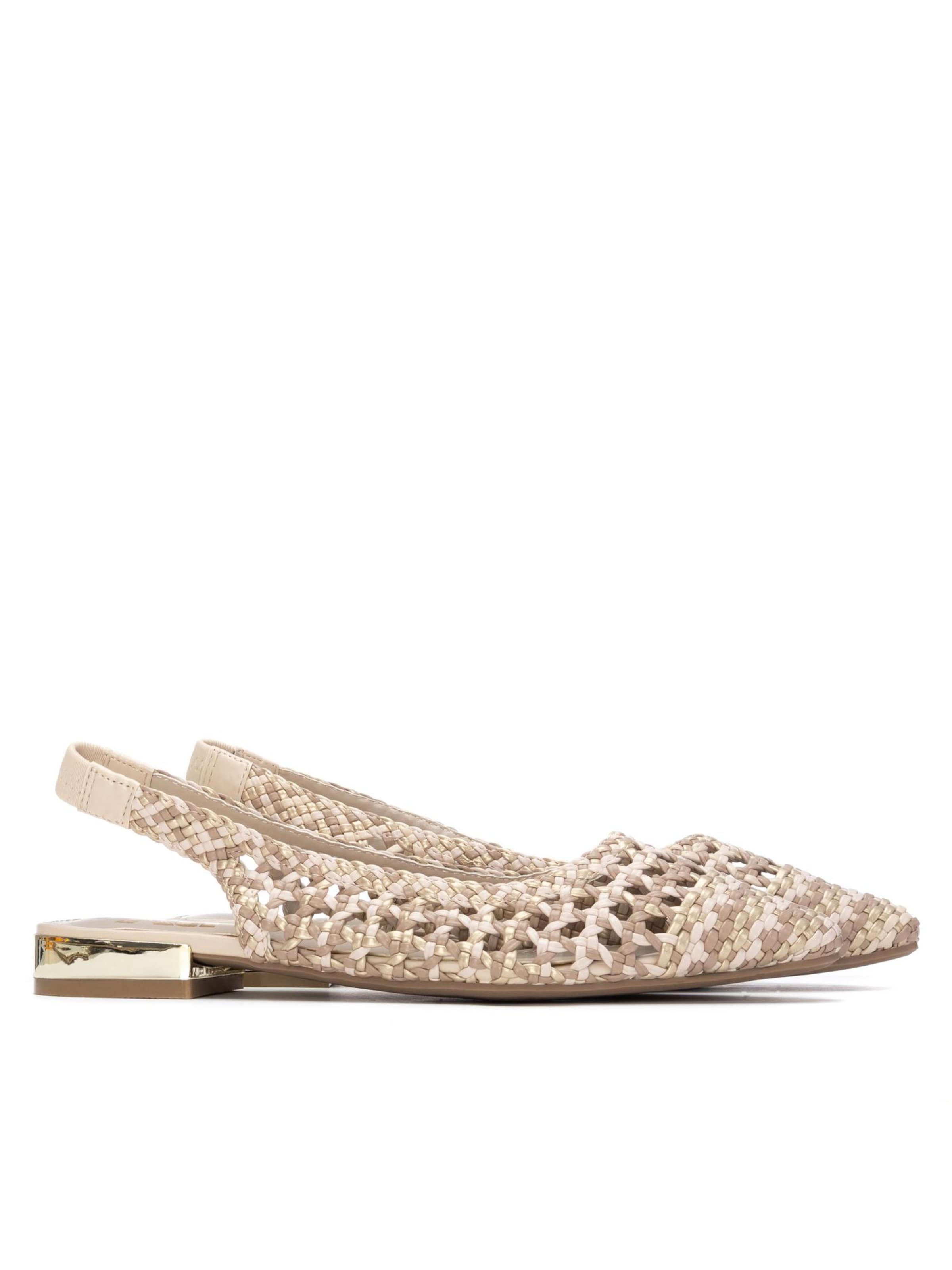 Xti Sandals in Beige