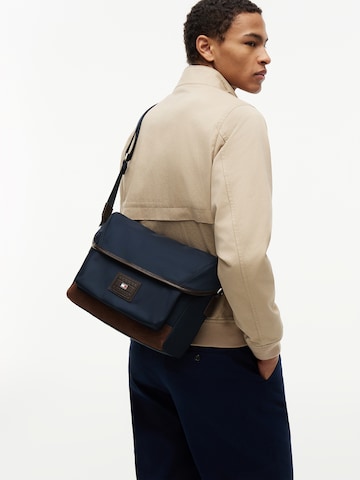 TOMMY HILFIGER Schoudertas 'HERITAGE' in Blauw