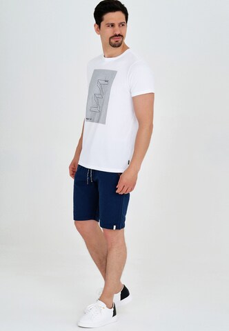 INDICODE JEANS Regular Shorts 'Sant Cugat' in Blau